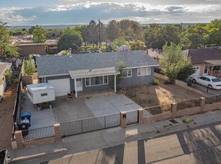 307 64th St NW, Albuquerque, NM 87105