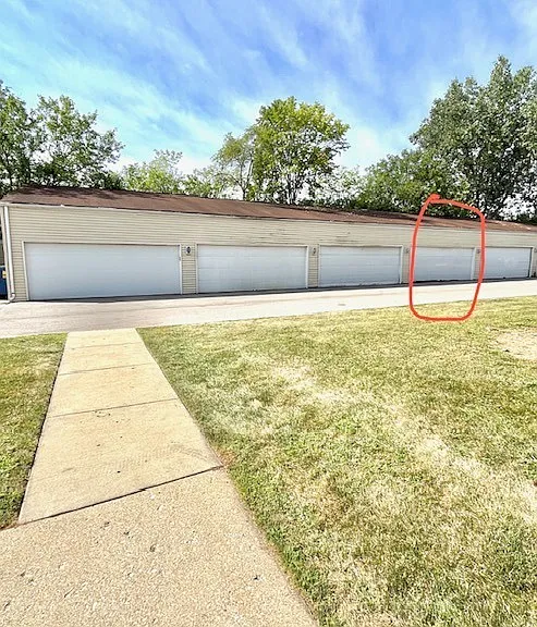 180 Waters Edge Dr #202 — Photo 18