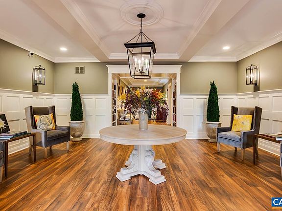 5th image of 425 White Gables Ln APT 103