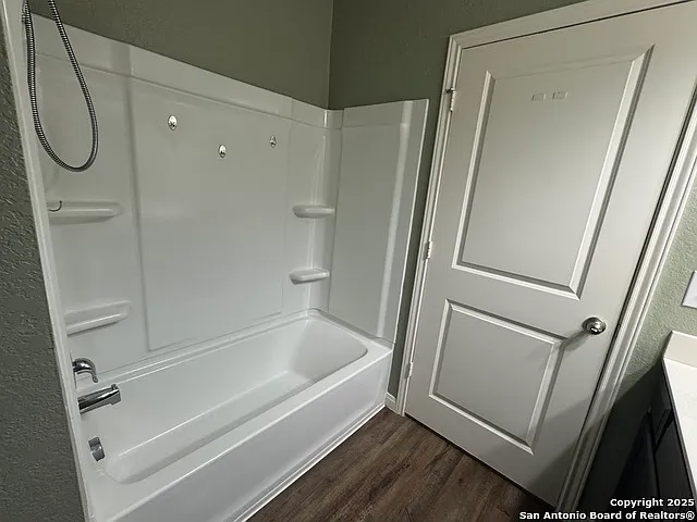 8607 Rock Mdw — Photo 12