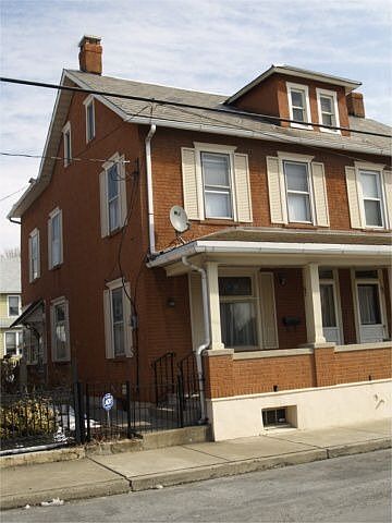 1st image of 1413 Newport Ave