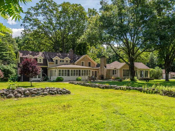 603 Steele Road, New Hartford, CT 06057