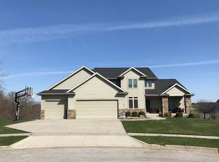 2580 Winston Cir, Van Meter, IA 50261