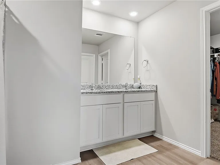 2506 River Way Dr — Photo 10