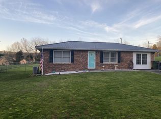 402 New Hope Rd, Jonesborough, TN 37659