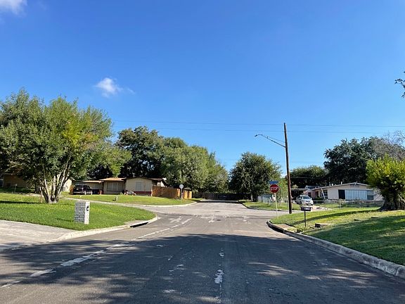 5th image of 5414 Colebrook Dr
