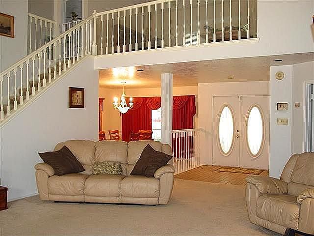 2nd image of 1022 Bournewood Dr