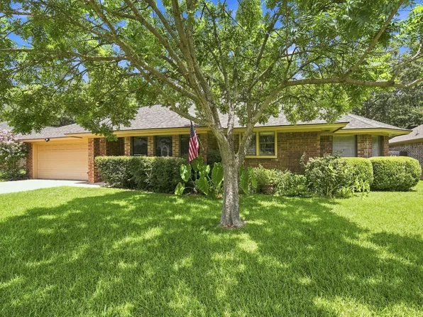 3509 Tomlinson Ct, Arlington, TX 76017