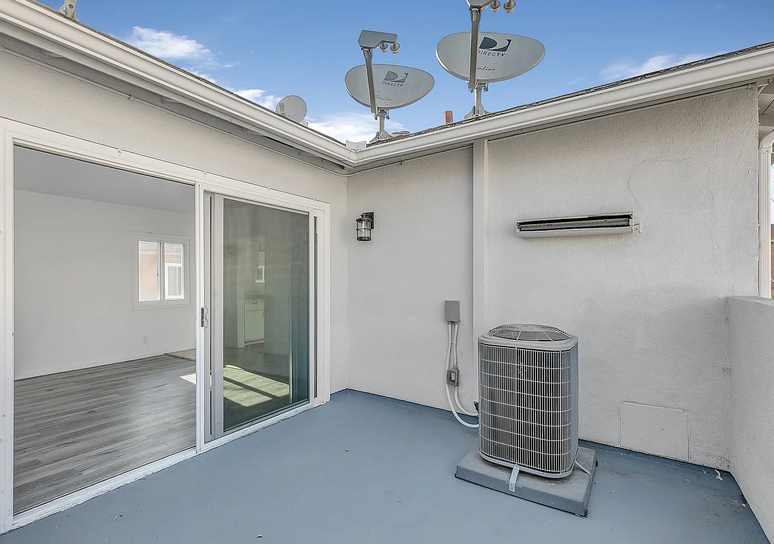 10107 England Ave — Photo 3
