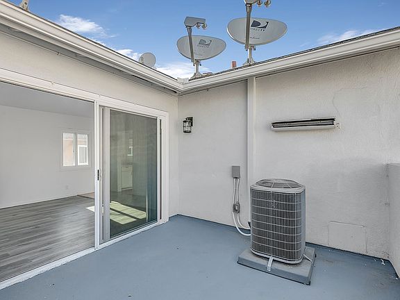 3rd image of 10107 England Ave APT 5