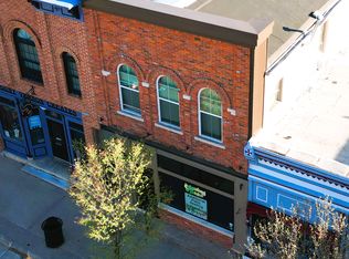 119 1/2 NW 1st St #A, Mount Vernon, IA 52314