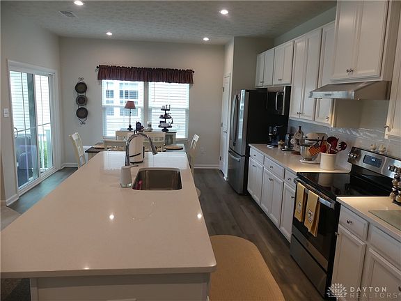 2nd image of 2095 Schmidt Dr