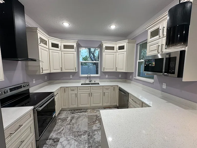 1614 Selma Ave — Photo 15