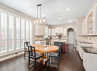 8611 Weston Ln, Argyle, TX 76226