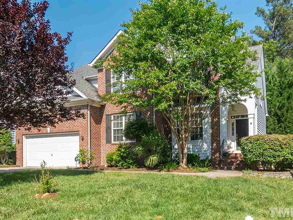 1st image of 601 Westminster Dr