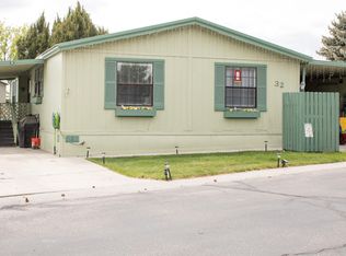 32 Valley Ln, Ontario, OR 97914