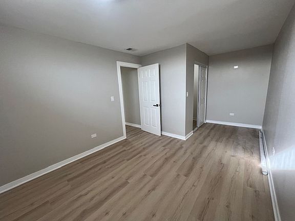 5th image of 5657 W Fullerton Ave #Penthouse