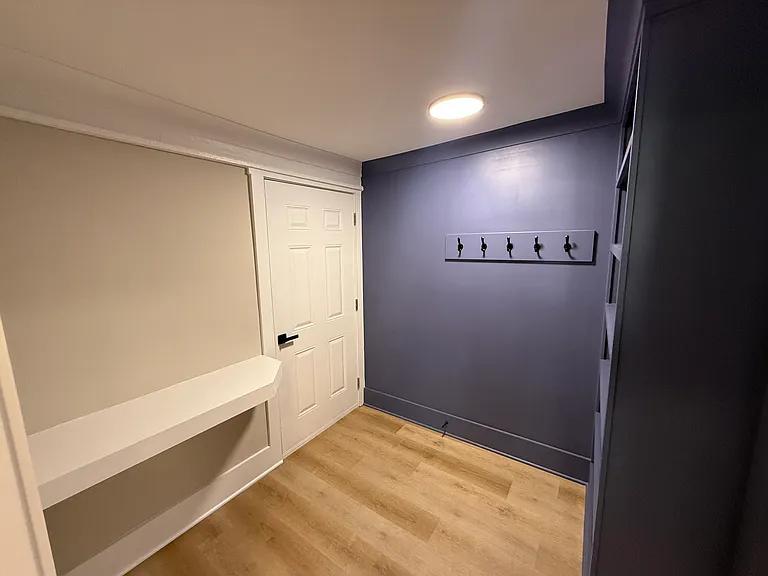 331 College St — Photo 16