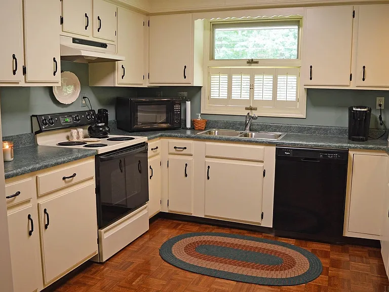 2916 E Eastridge Dr — Photo 16