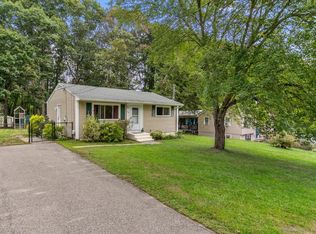 257 Indigo St, Groton, CT 06355