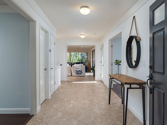 4th image of 30 La Placita Ct