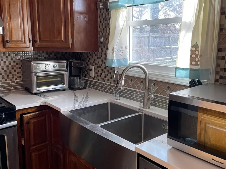 509 Lagrange St — Photo 7