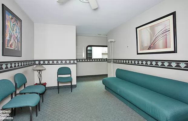1st image of 114 E 72nd St #1B