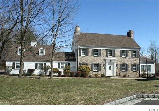 1st image of 817 Newfield Ave
