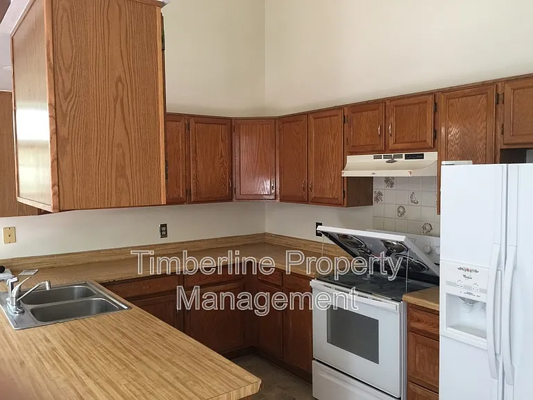 8749 Bellcove Cir — Photo 6