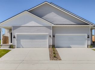 775 Linden St, Carlisle, IA 50047
