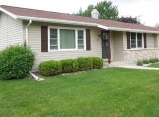 296 S Peters Ave, Fond Du Lac, WI 54935