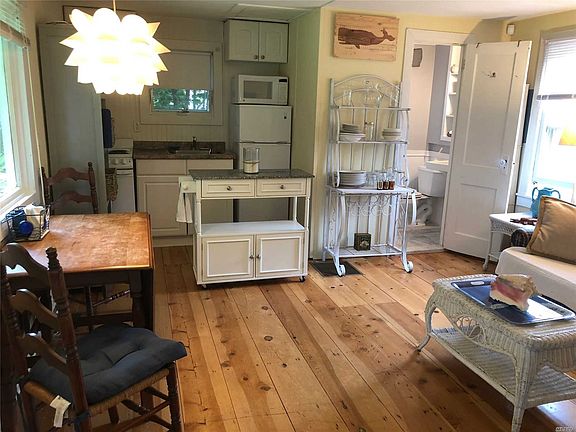 3rd image of 16 Bishop Ave #A