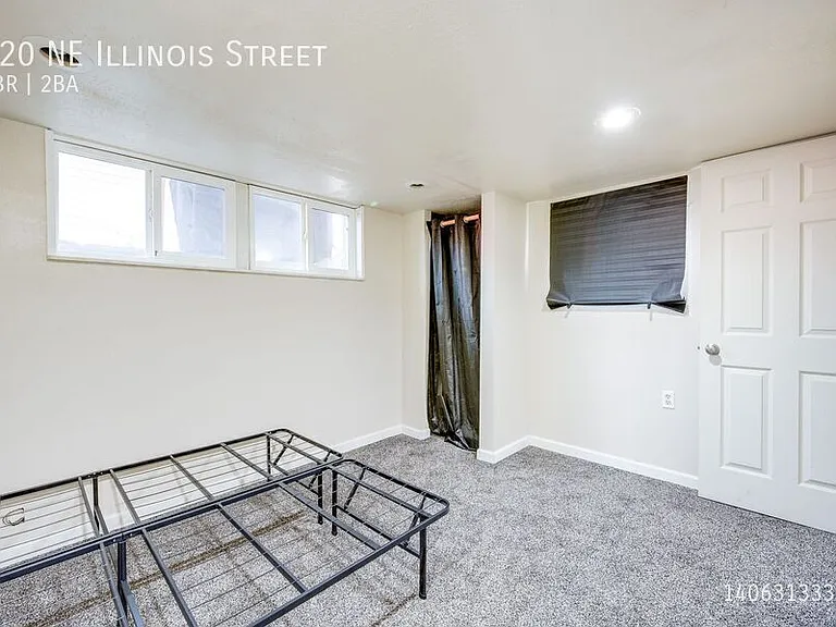 720 NE Illinois St — Photo 14
