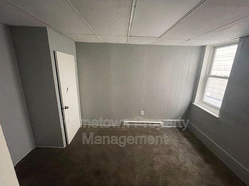 2nd image of 663 E Market St #6634