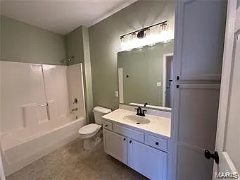 33 Kassebaum Ln #303 — Photo 17