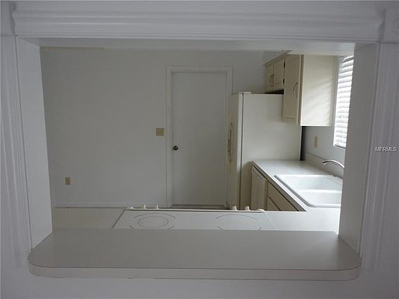 5th image of 9825 Carmel Park Dr