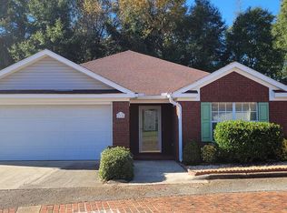 210 S Idlewild Path, Dothan, AL 36303