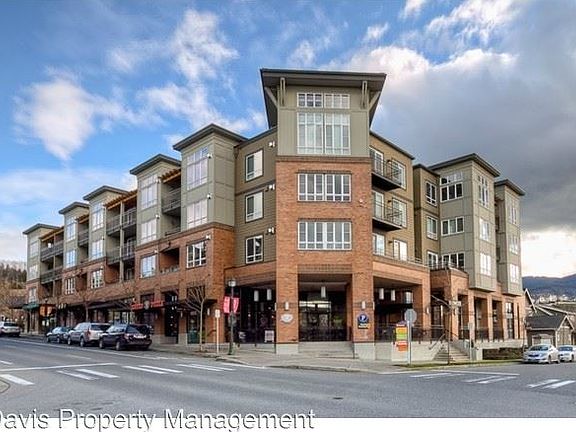 2nd image of 1840 25th Ave NE APT 306