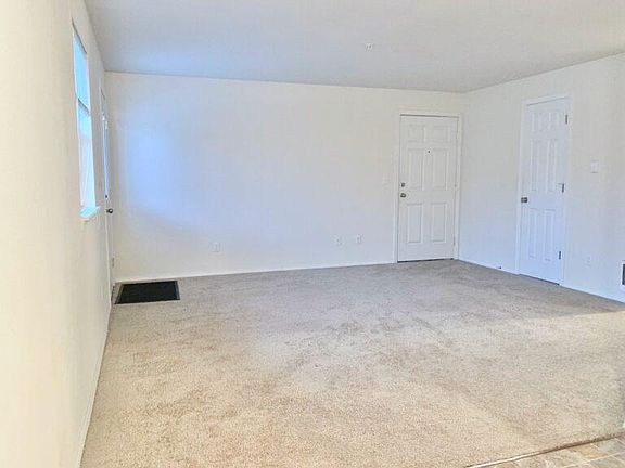 4th image of 601 N Grant Ave #6