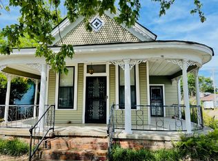 108 4th St N, Amory, MS 38821