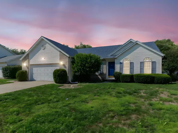4020 Stonegate Dr, Mishawaka, IN 46544