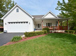 38285 N Geraghty Ave, Beach Park, IL 60087
