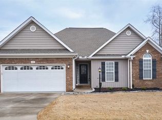 690 Secretariat Dr, Boiling Springs, SC 29316