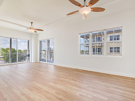 3rd image of 3940 N Flagler Drive #306