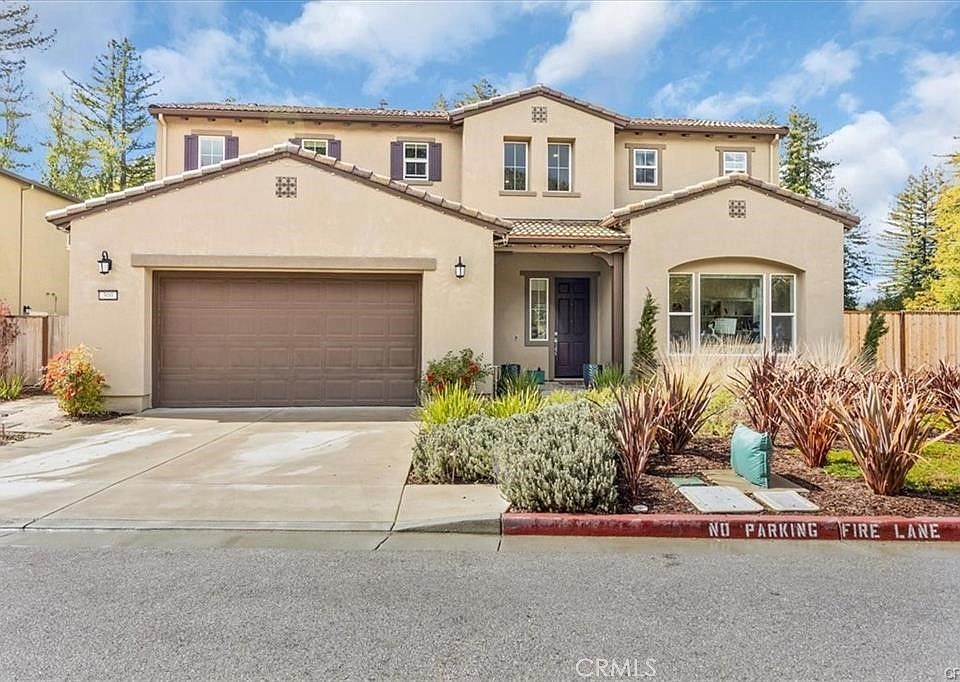 1st image of 300 Village Ln
