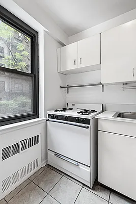 Sold by BLU Real Estate | media 7