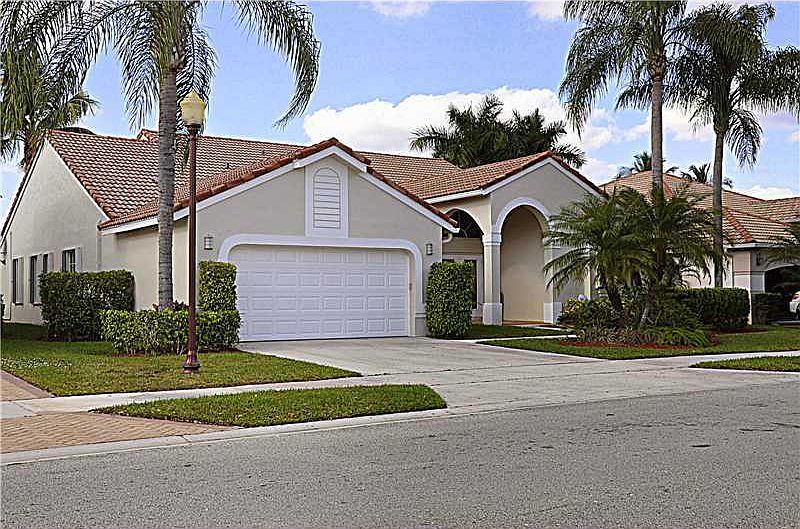 1st image of 679 Lake Blvd