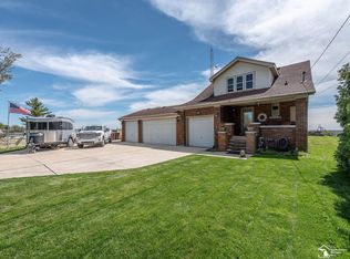 2174 Edgewater St, Monroe, MI 48162