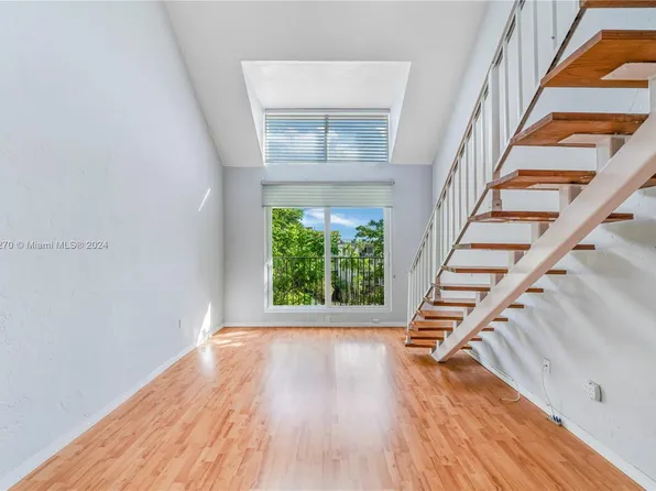 6890 N Kendall Dr APT B405, Pinecrest, FL 33156