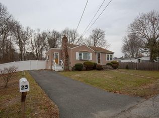25 Hawkes St, Saugus, MA 01906